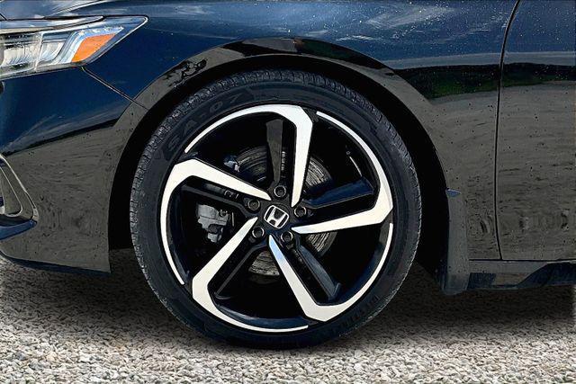 Photo of 2022 Crystal Black Pearl Honda Accord Hybrid