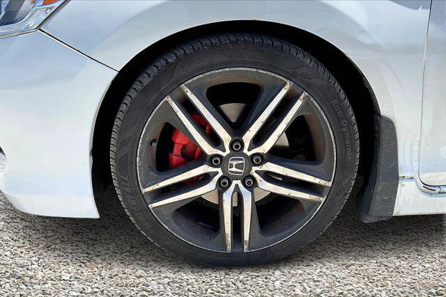 Photo of 2017 White Orchid Pearl Honda Accord
