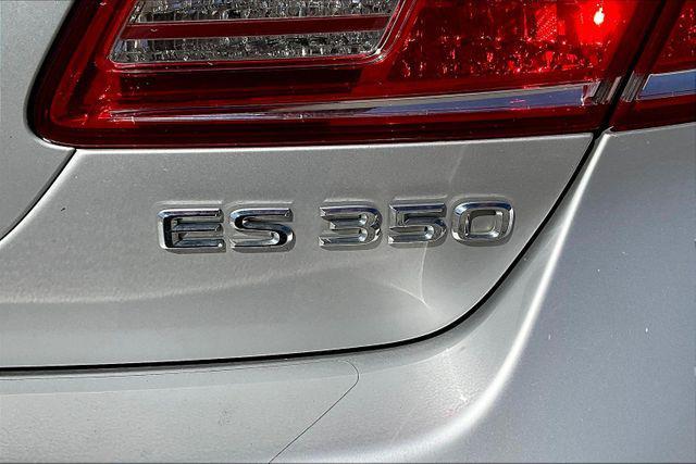 Photo of 2011 Silver Lexus ES 350