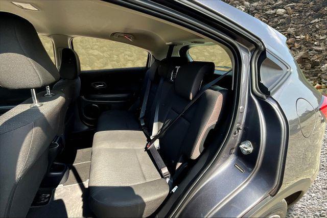Photo of 2018 Modern Steel Metallic Honda HR-V