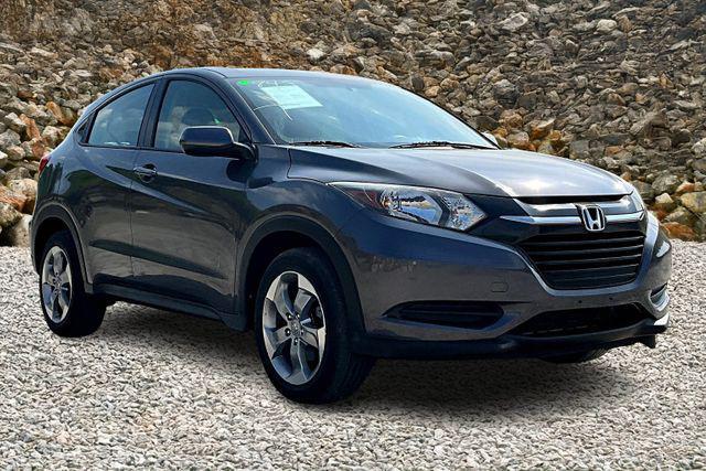 Photo of 2018 Modern Steel Metallic Honda HR-V