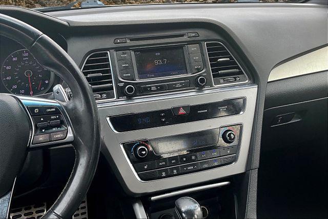 Photo of 2015 Shale Gray Metallic Hyundai SONATA
