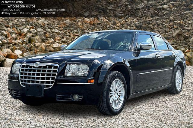Photo of 2010 Brilliant Black Crystal Pearlcoat Chrysler 300