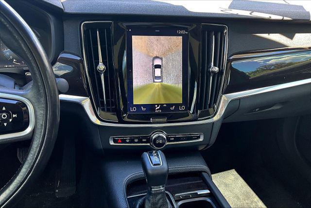 Photo of 2018 Black Volvo S90