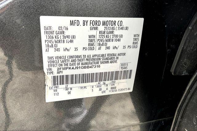 Photo of 2016 Magnetic Metallic Ford Edge