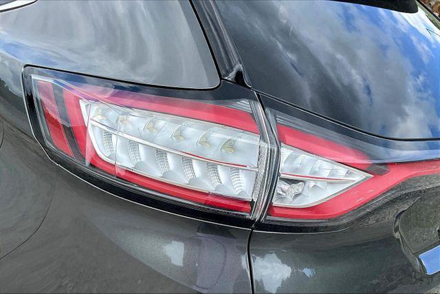 Photo of 2016 Magnetic Metallic Ford Edge