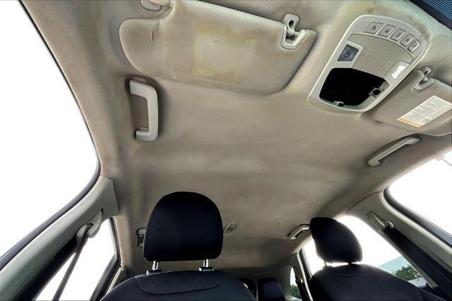 Photo of 2016 Magnetic Metallic Ford Edge