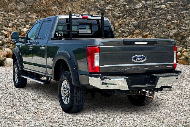 Photo of 2017 Magnetic Metallic Ford F-250