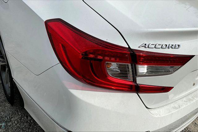 Photo of 2019 Platinum White Pearl Honda Accord