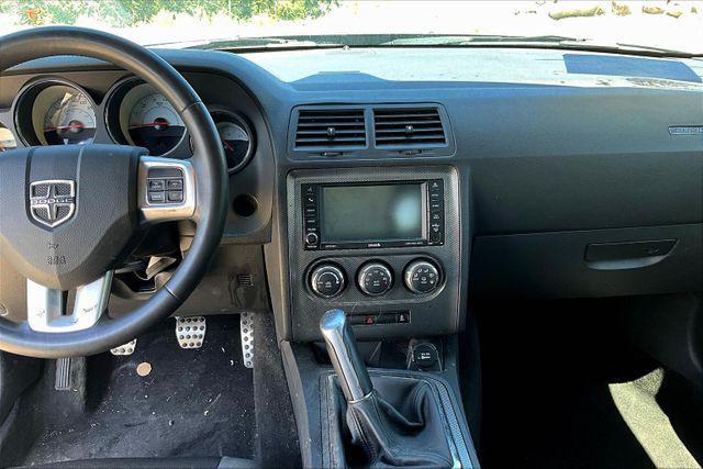 Photo of 2014 Black Dodge Challenger