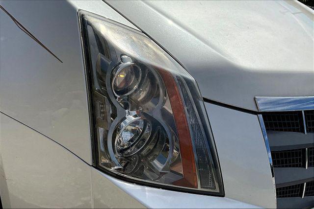 Photo of 2011 White Diamond Tricoat Cadillac CTS