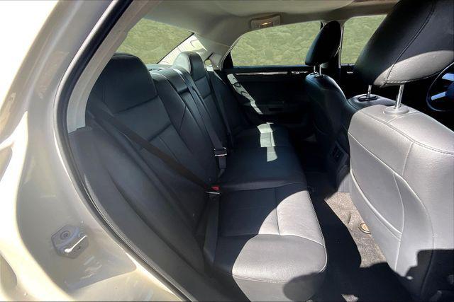 Photo of 2008 Cool Vanilla Clearcoat Chrysler 300