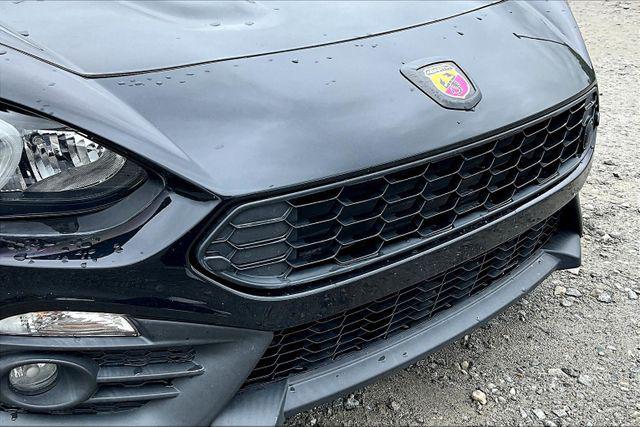 Photo of 2017 Nero Cinema Jet Black FIAT 124 Spider