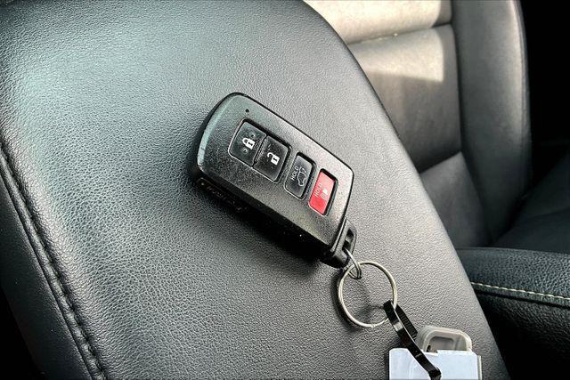 Photo of 2016 Black Sand Pearl Toyota RAV4 Hybrid