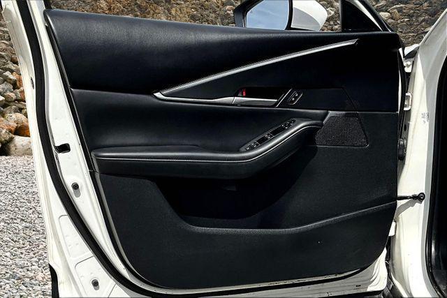 Photo of 2021 Snowflake White Pearl Mica Mazda CX-30