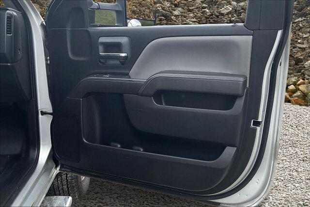 Photo of 2015 Quicksilver Metallic GMC Sierra 3500