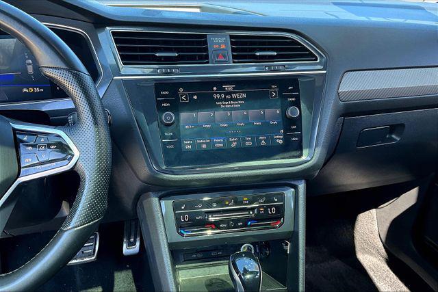 Photo of 2022 Deep Black Pearl Volkswagen Tiguan
