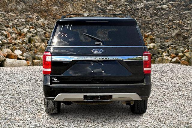 Photo of 2018 Shadow Black Ford Expedition