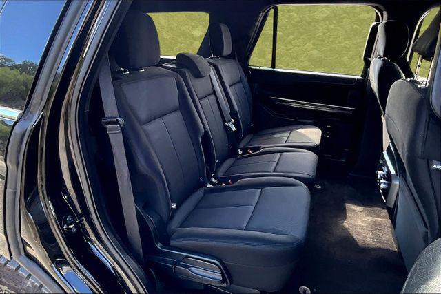 Photo of 2018 Shadow Black Ford Expedition