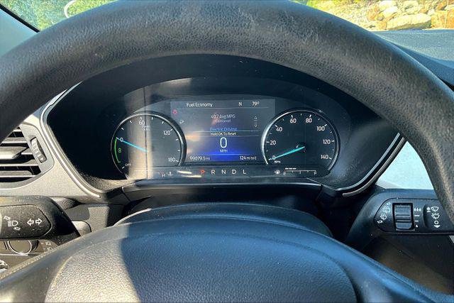 Photo of 2021 White Ford Escape