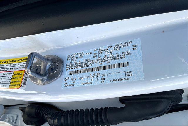 Photo of 2021 White Ford Escape