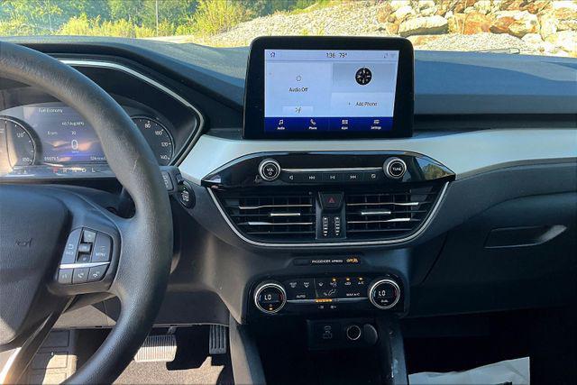 Photo of 2021 White Ford Escape