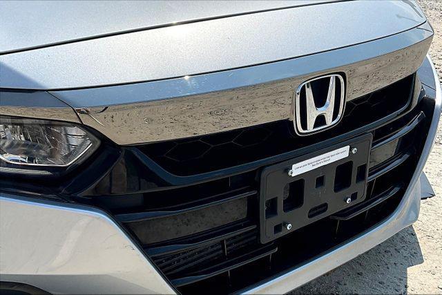 Photo of 2018 Lunar Silver Metallic Honda Accord