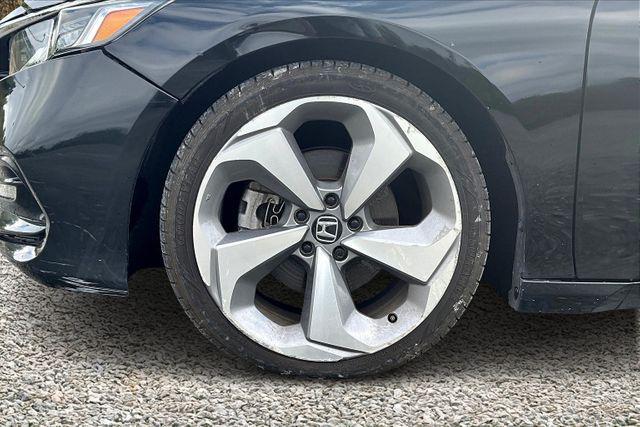 Photo of 2018 Crystal Black Pearl Honda Accord