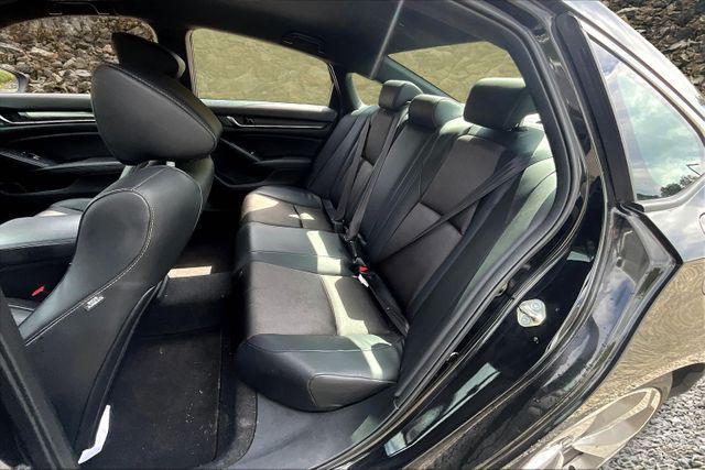 Photo of 2018 Crystal Black Pearl Honda Accord