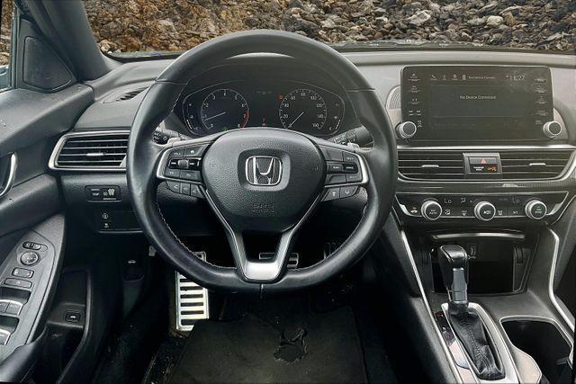 Photo of 2018 Crystal Black Pearl Honda Accord
