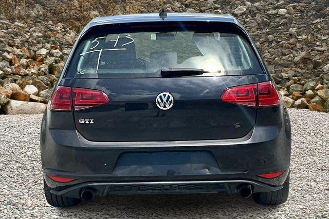Photo of 2015 Deep Black Pearl Volkswagen Golf GTI