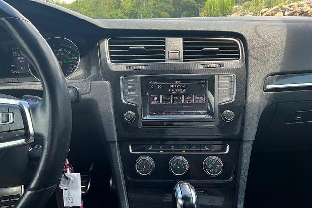 Photo of 2015 Deep Black Pearl Volkswagen Golf GTI