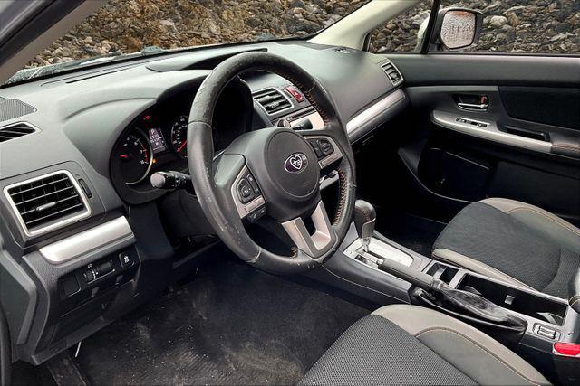 Photo of 2016 Ice Silver Metallic Subaru Crosstrek