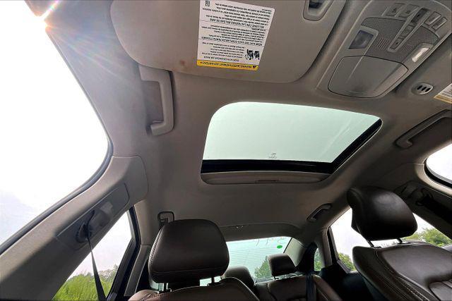 Photo of 2016 Tan Lincoln MKZ