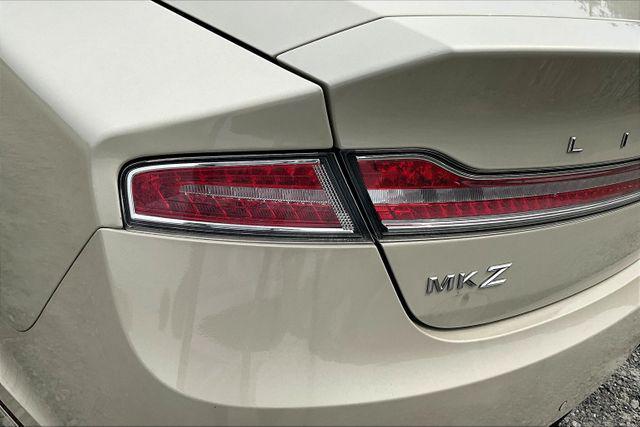 Photo of 2016 Tan Lincoln MKZ