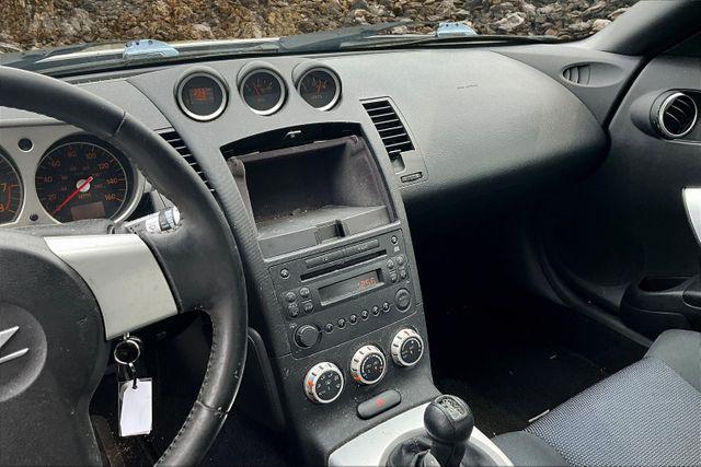Photo of 2006 Magnetic Black Pearl Nissan 350Z