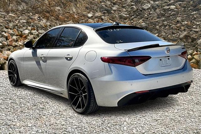 Photo of 2019 Silverstone Gray Metallic Alfa Romeo Giulia