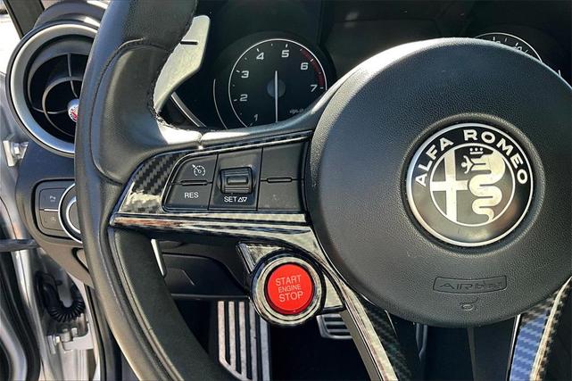 Photo of 2019 Silverstone Gray Metallic Alfa Romeo Giulia