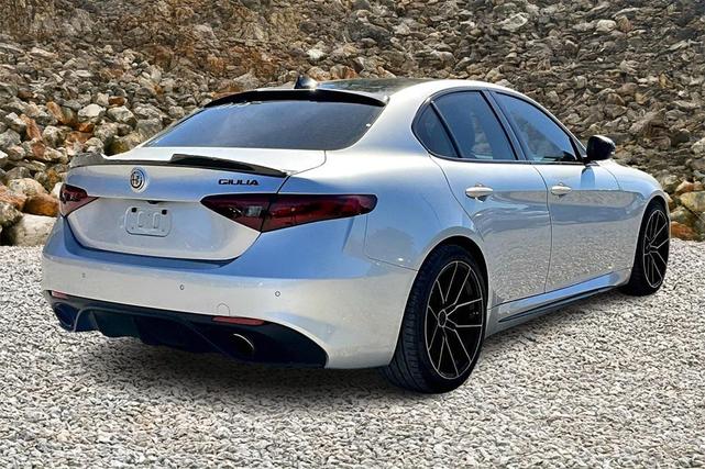Photo of 2019 Silverstone Gray Metallic Alfa Romeo Giulia