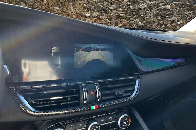 Photo of 2019 Silverstone Gray Metallic Alfa Romeo Giulia