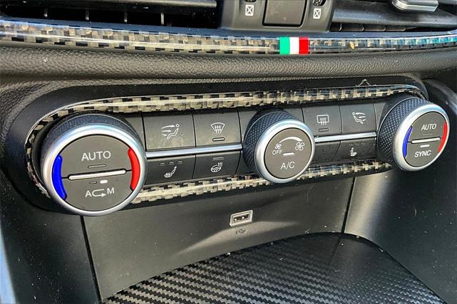 Photo of 2019 Silverstone Gray Metallic Alfa Romeo Giulia
