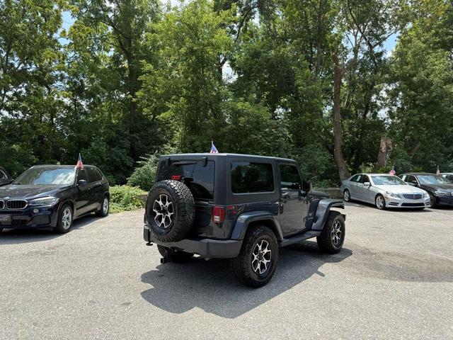 Photo of 2018 Gray Jeep Wrangler JK