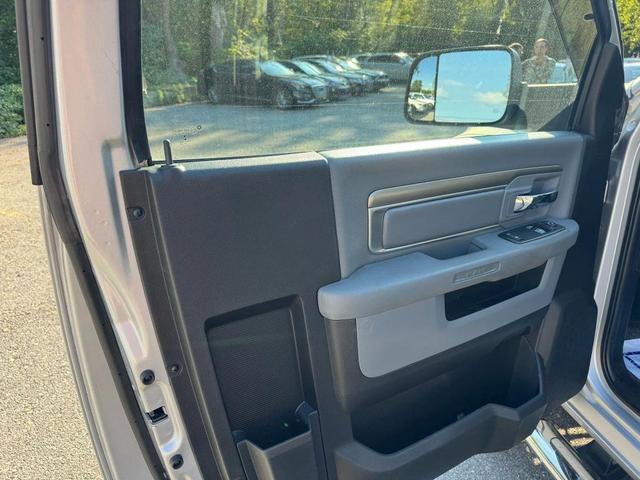 Photo of 2018 Bright Silver Metallic Clearcoat RAM 3500