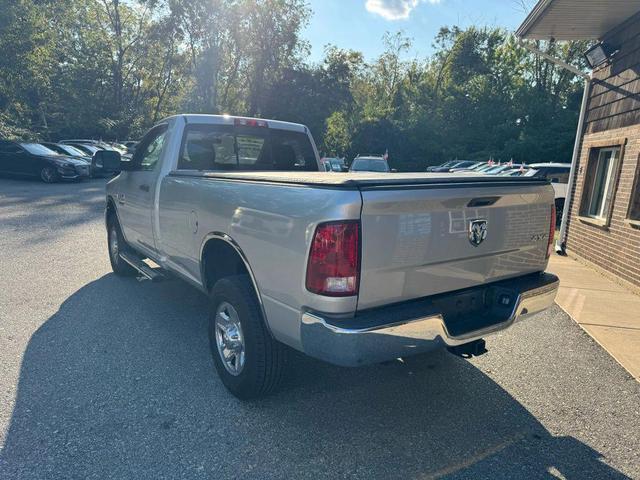 Photo of 2018 Bright Silver Metallic Clearcoat RAM 3500