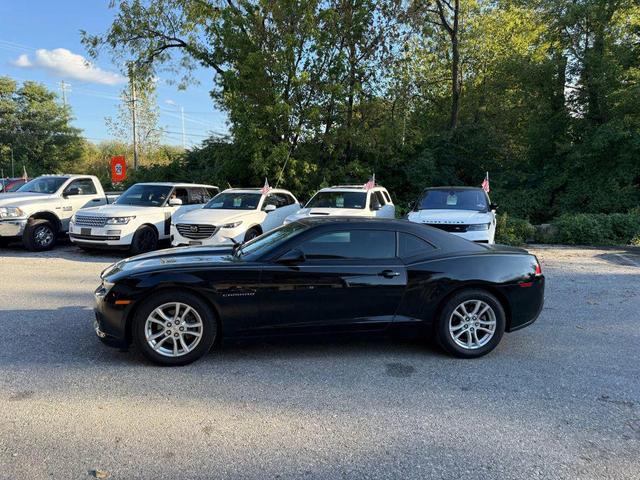 Photo of 2015 Black Chevrolet Camaro