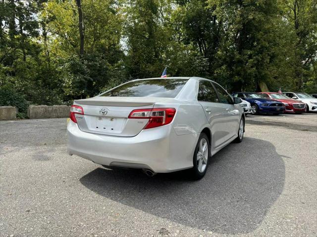 Photo of 2012 Classic Silver Metallic Toyota Camry