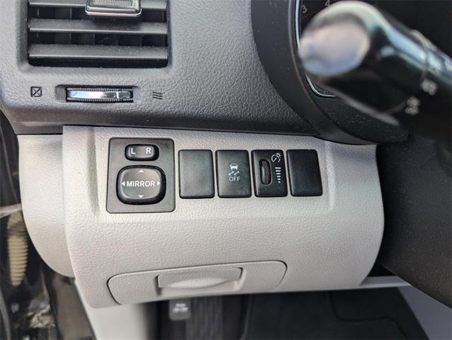 Photo of 2012 Black Toyota Highlander