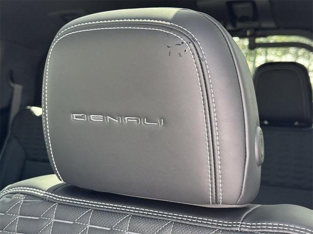 Photo of 2025 Onyx Black GMC Sierra EV