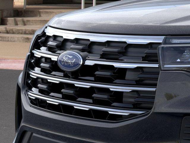 Photo of 2025 Agate Black Metallic Ford Explorer