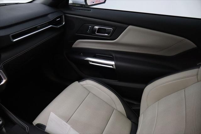 Photo of 2025 Oxford White Ford Mustang